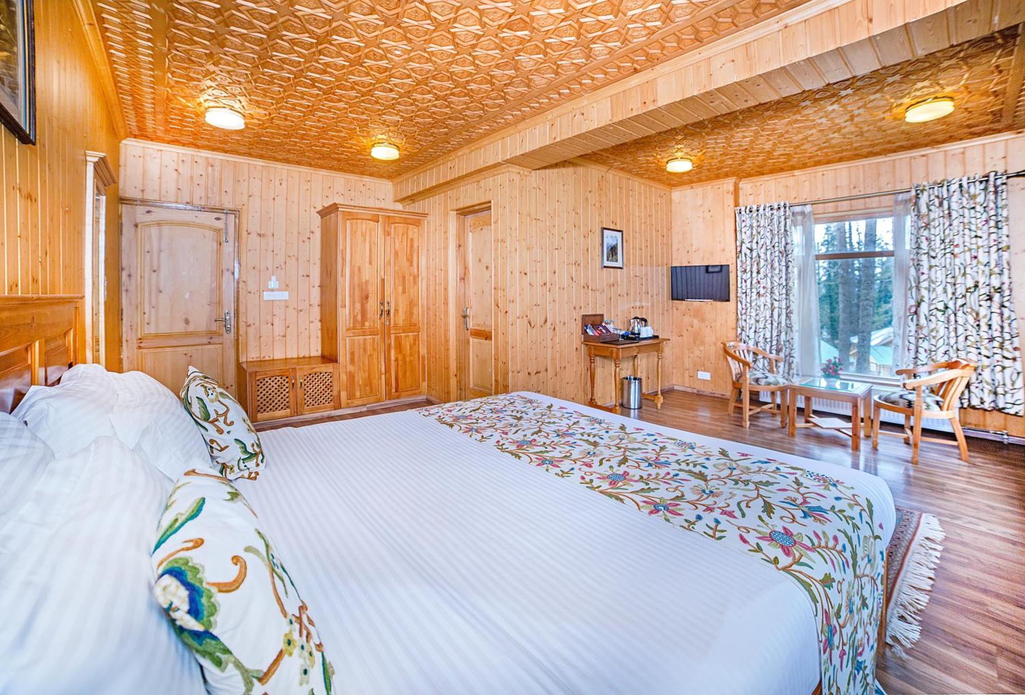 Shaw Inn By Stay Pattern Гульмарг Экстерьер фото